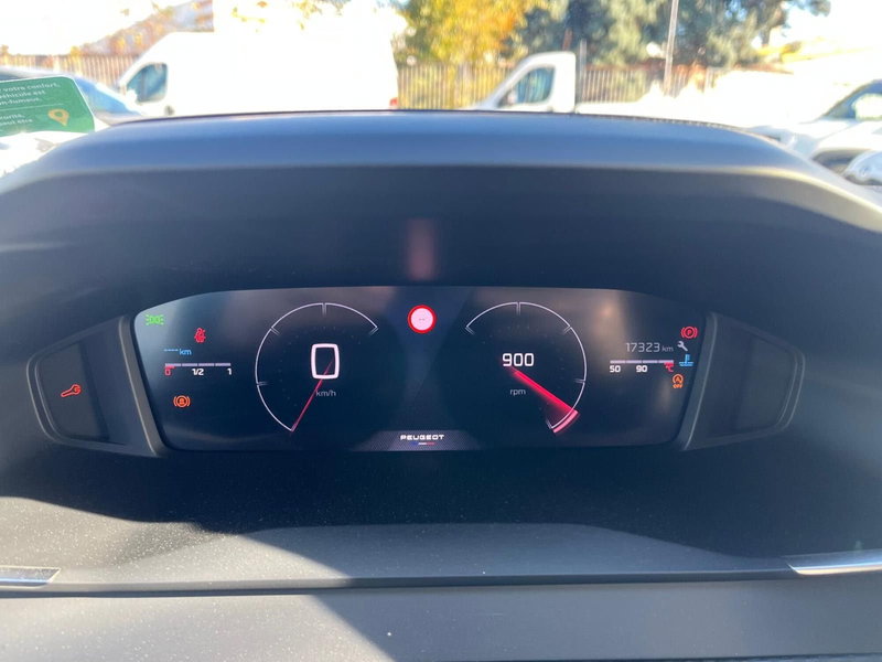 Peugeot 208 usata a Milano (18)