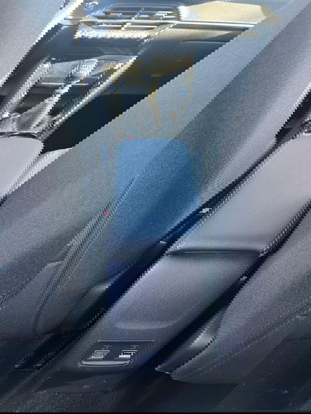 Peugeot 208 usata a Milano (19)