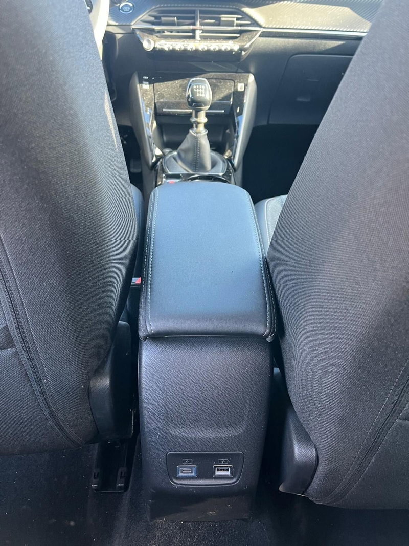 Peugeot 208 usata a Milano (19)