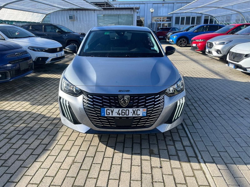 Peugeot 208 usata a Milano (2)