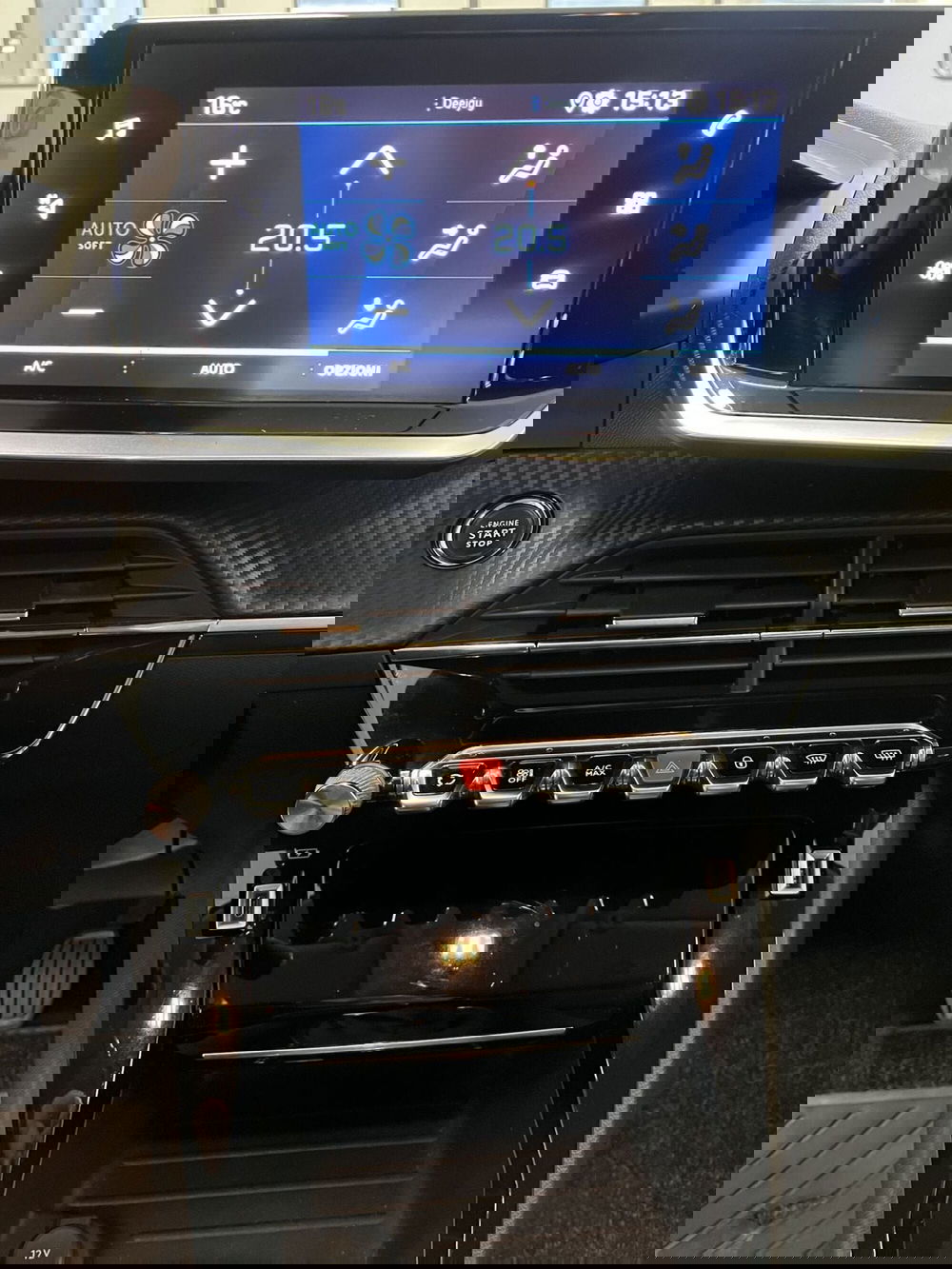 Peugeot 208 usata a Prato (13)