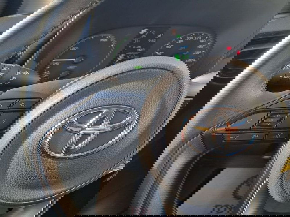 Toyota Yaris Cross usata a Cagliari (15)