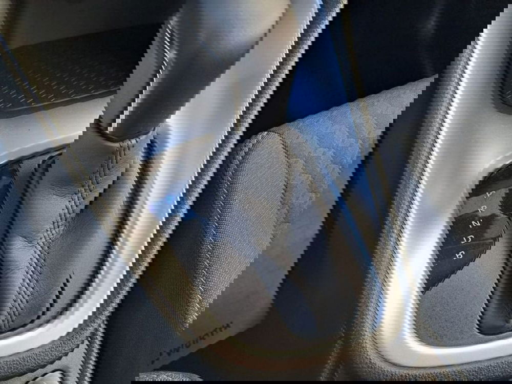 Toyota Yaris Cross usata a Cagliari (20)