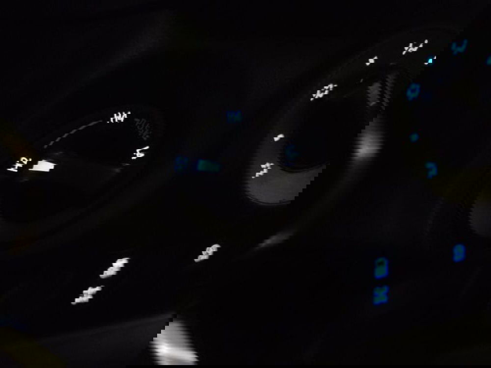 Toyota Hilux usata a Vicenza (19)