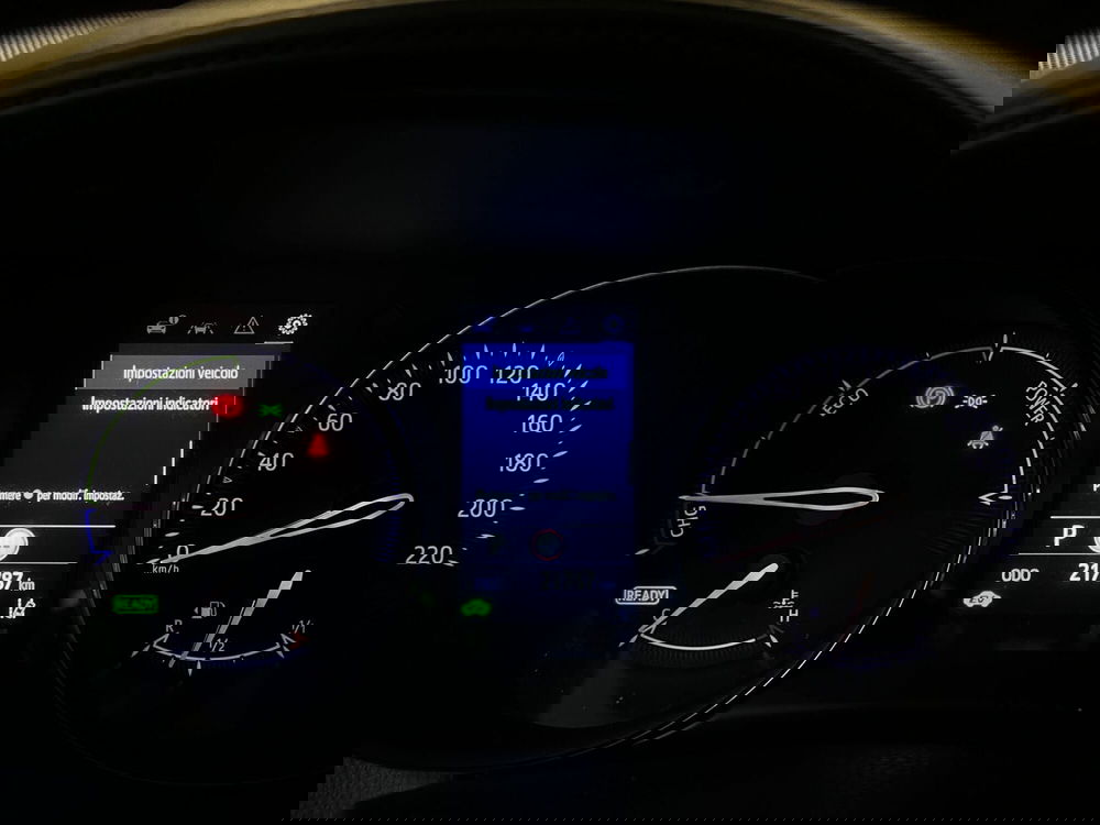 Toyota Yaris Cross usata a Milano (13)