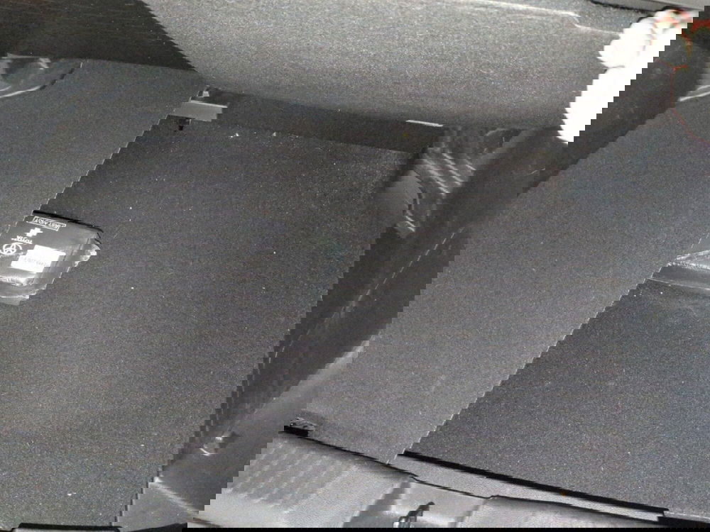 Toyota Yaris Cross usata a Milano (11)