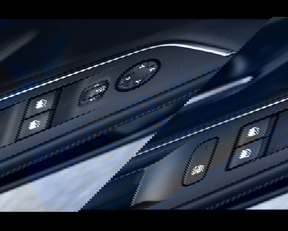 Peugeot 3008 usata a Treviso (19)