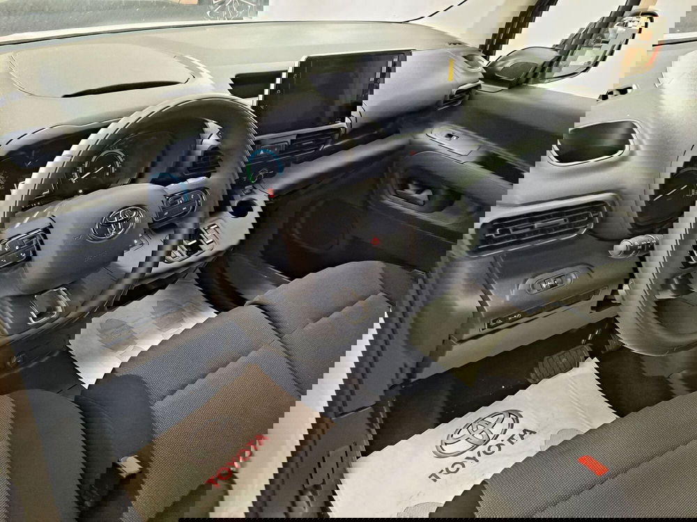 Toyota Proace City Electric usata a Roma (14)