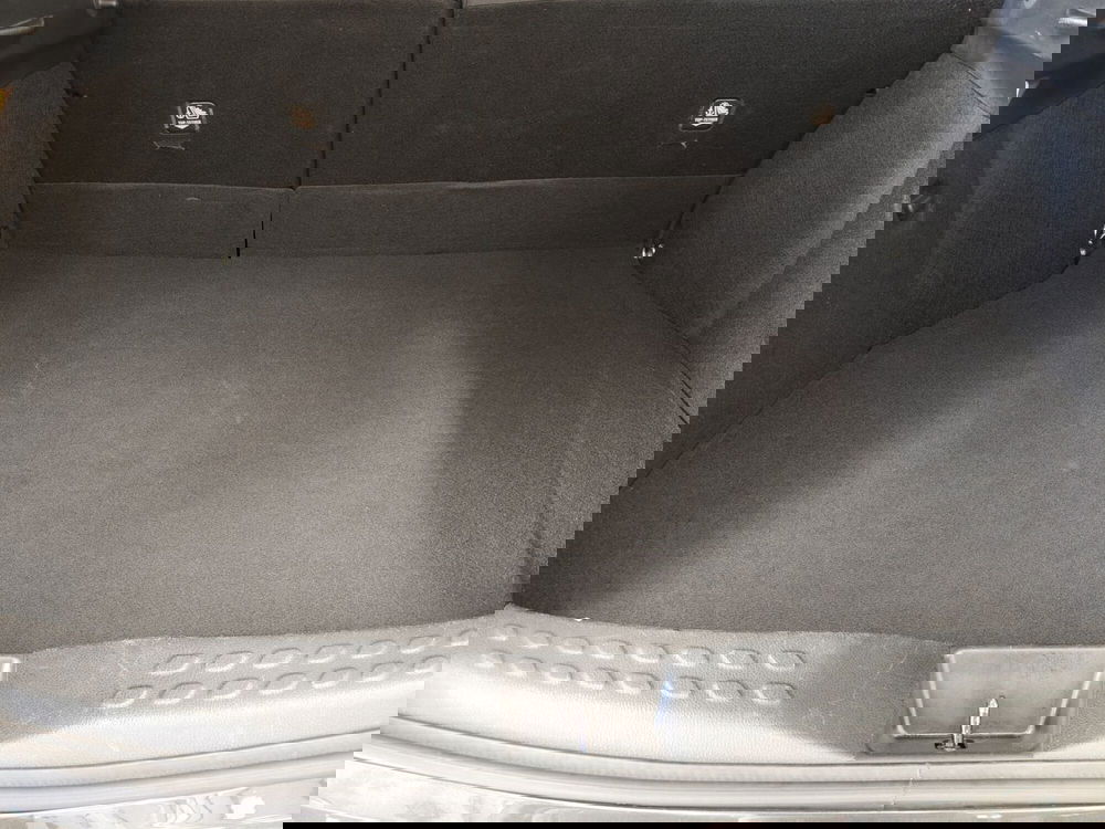 Toyota Toyota C-HR usata a Frosinone (13)