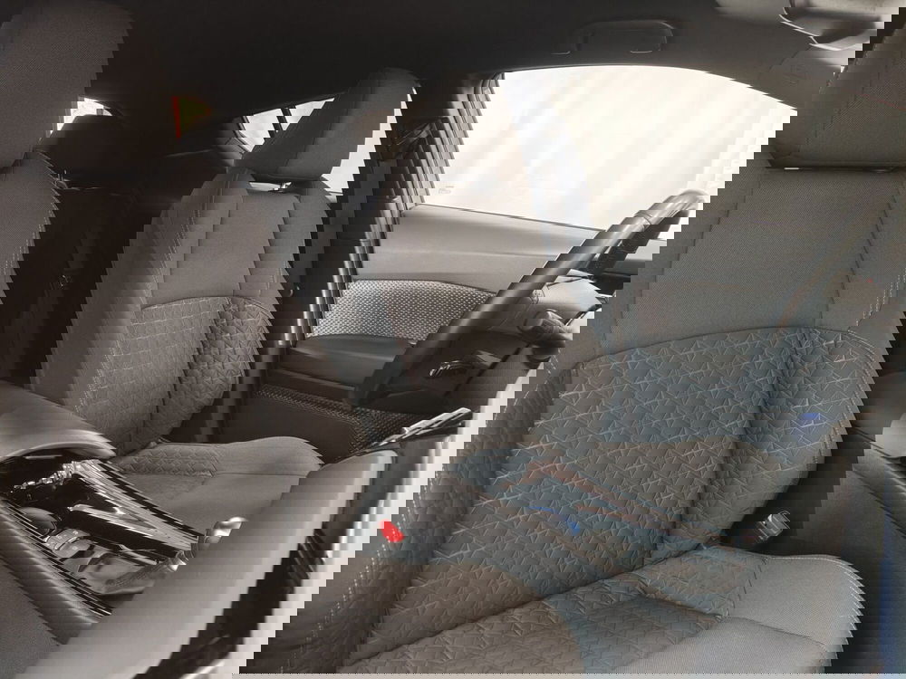 Toyota Toyota C-HR usata a Frosinone (7)