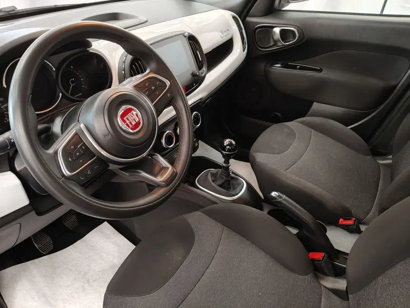 Fiat 500L usata a Roma (11)