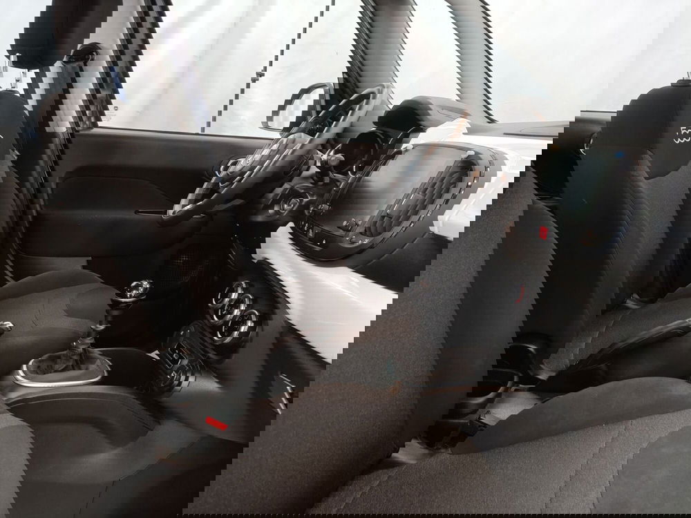 Fiat 500L usata a Roma (5)