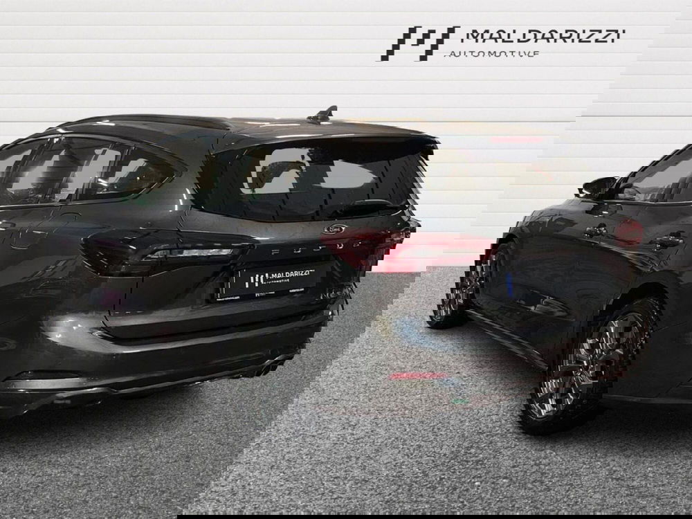 Ford Focus Station Wagon usata a Bari (4)