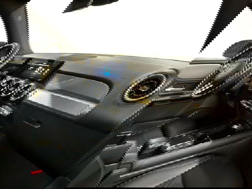 Mercedes-Benz GLB usata a Bari (9)