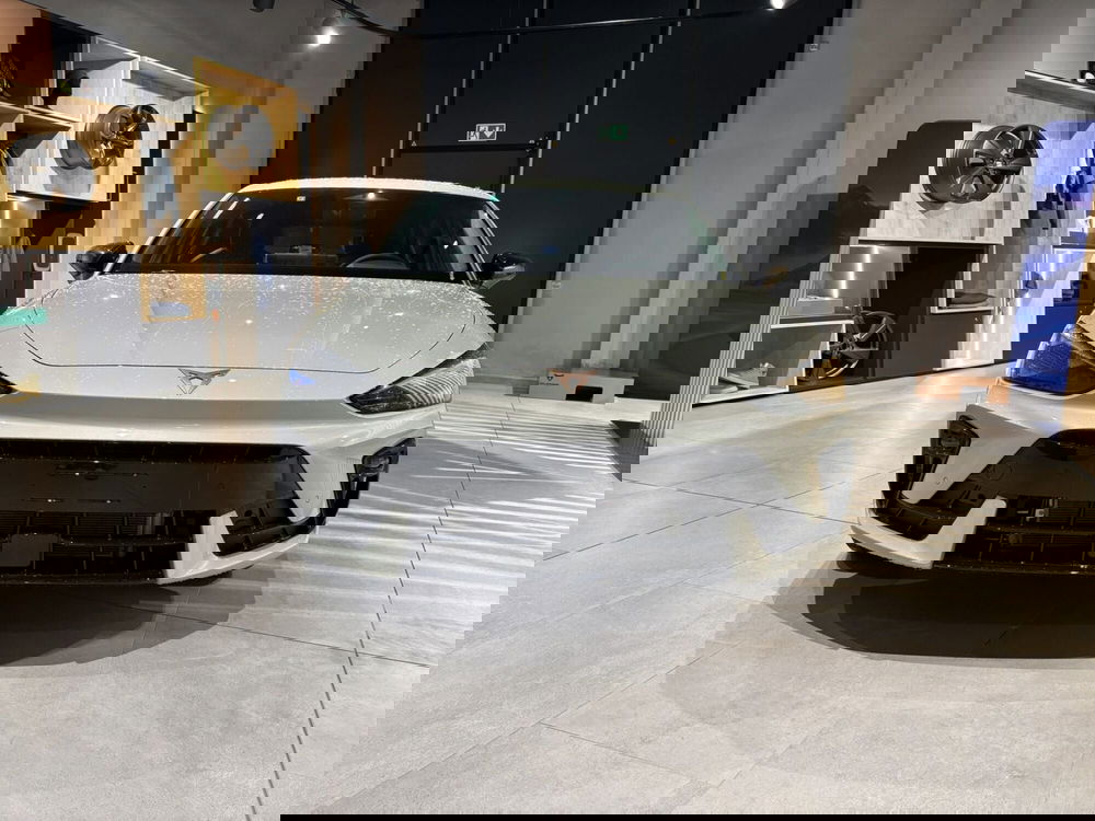 Cupra Leon nuova a Ferrara (2)