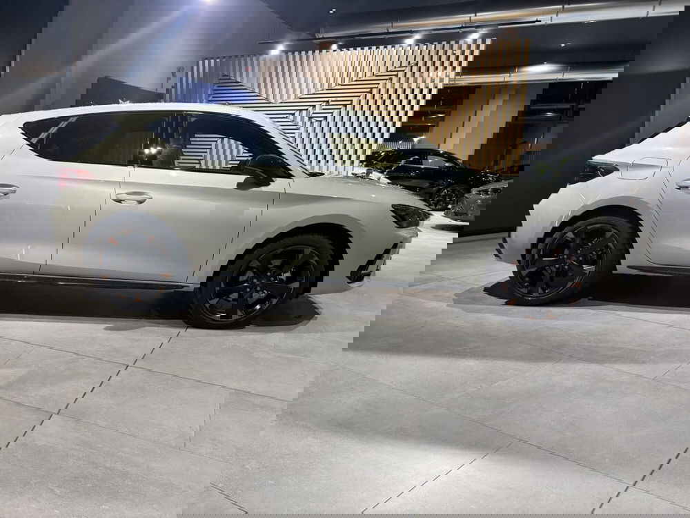 Cupra Leon nuova a Ferrara (4)