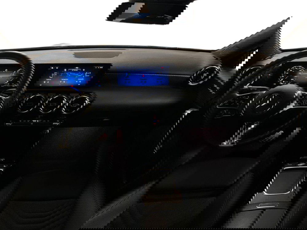 Mercedes-Benz Classe A usata a Milano (9)