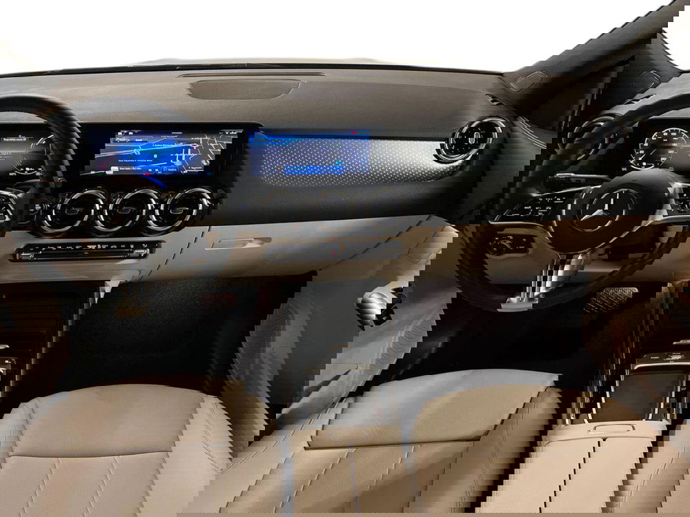 Mercedes-Benz GLA SUV usata a Milano (9)