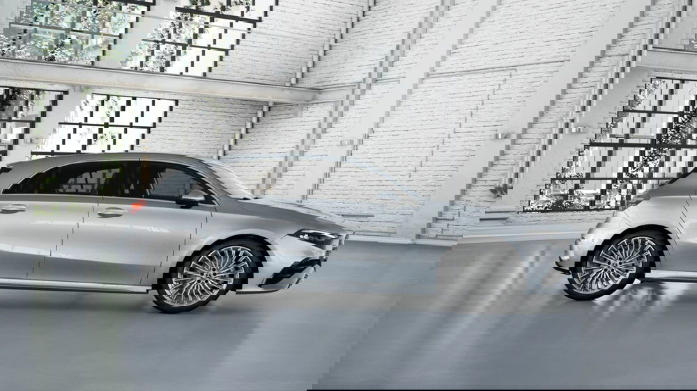 Mercedes-Benz Classe A nuova a Pescara (5)