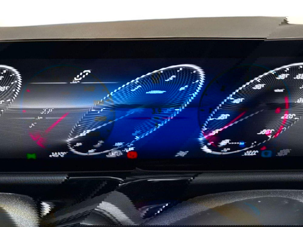 Mercedes-Benz GLA SUV nuova a Rimini (10)