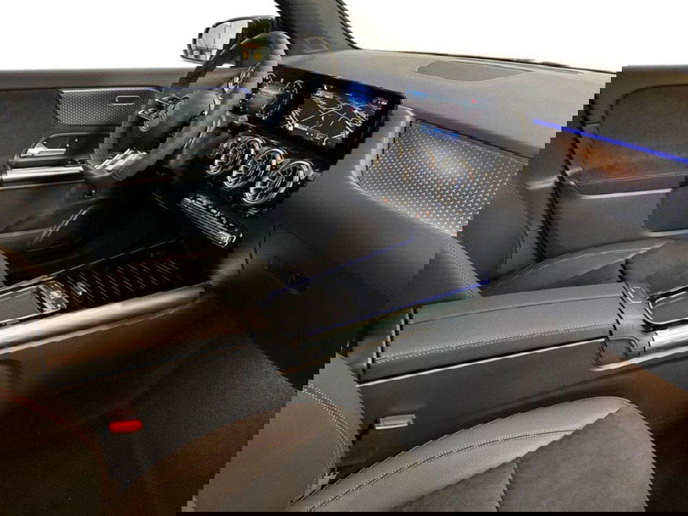 Mercedes-Benz GLA SUV nuova a Rimini (13)