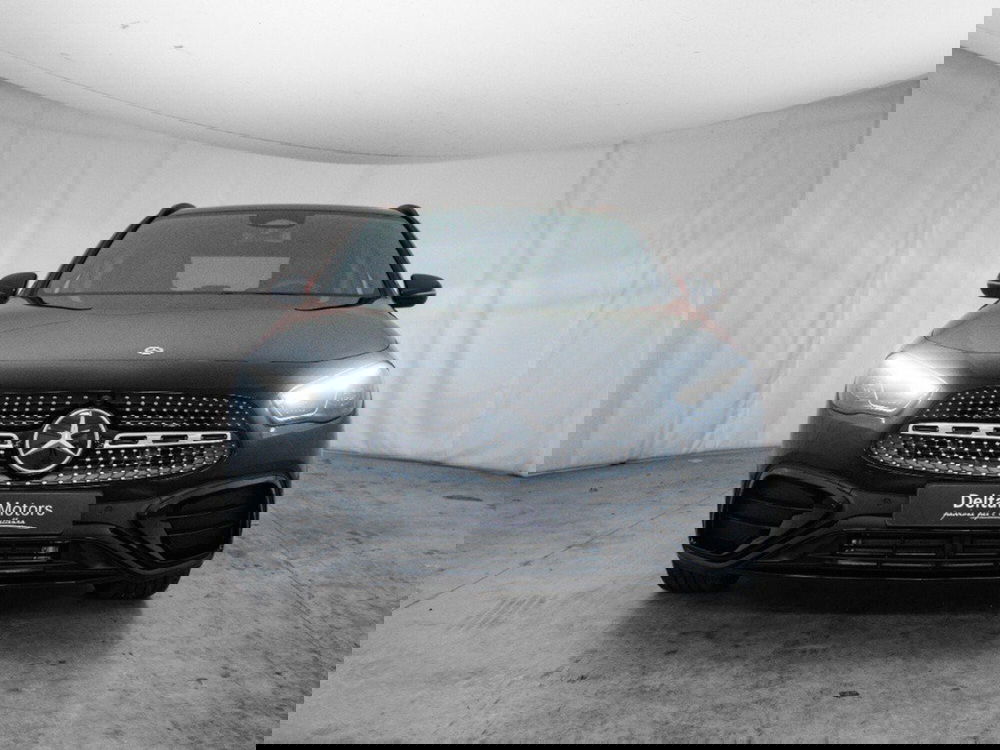 Mercedes-Benz GLA SUV nuova a Macerata (3)