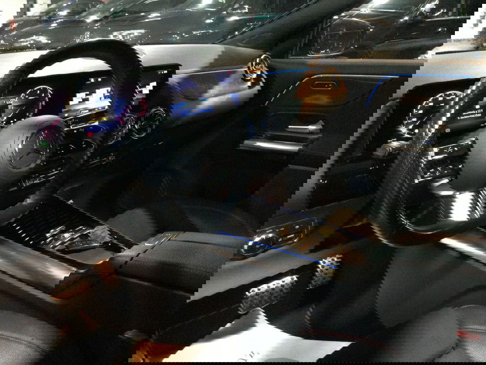 Mercedes-Benz GLA SUV usata a Caserta (7)