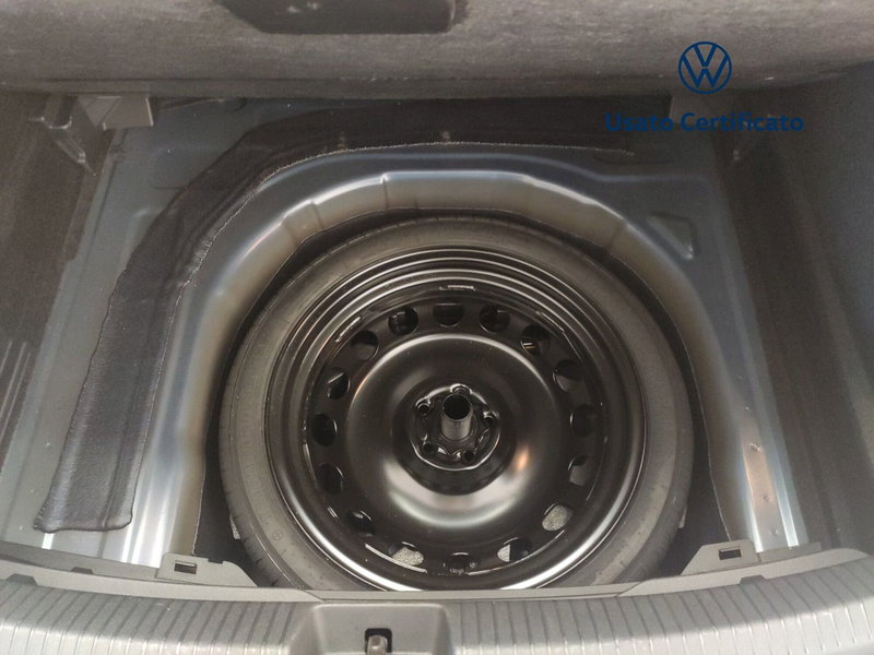 Volkswagen Taigo usata a Avellino (14)