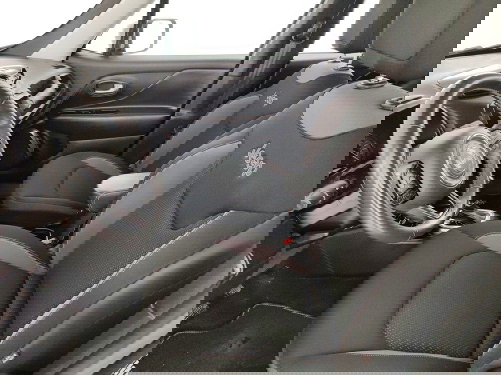 Jeep Renegade usata a Massa-Carrara (7)