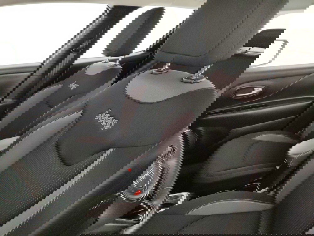 Jeep Renegade usata a Massa-Carrara (9)