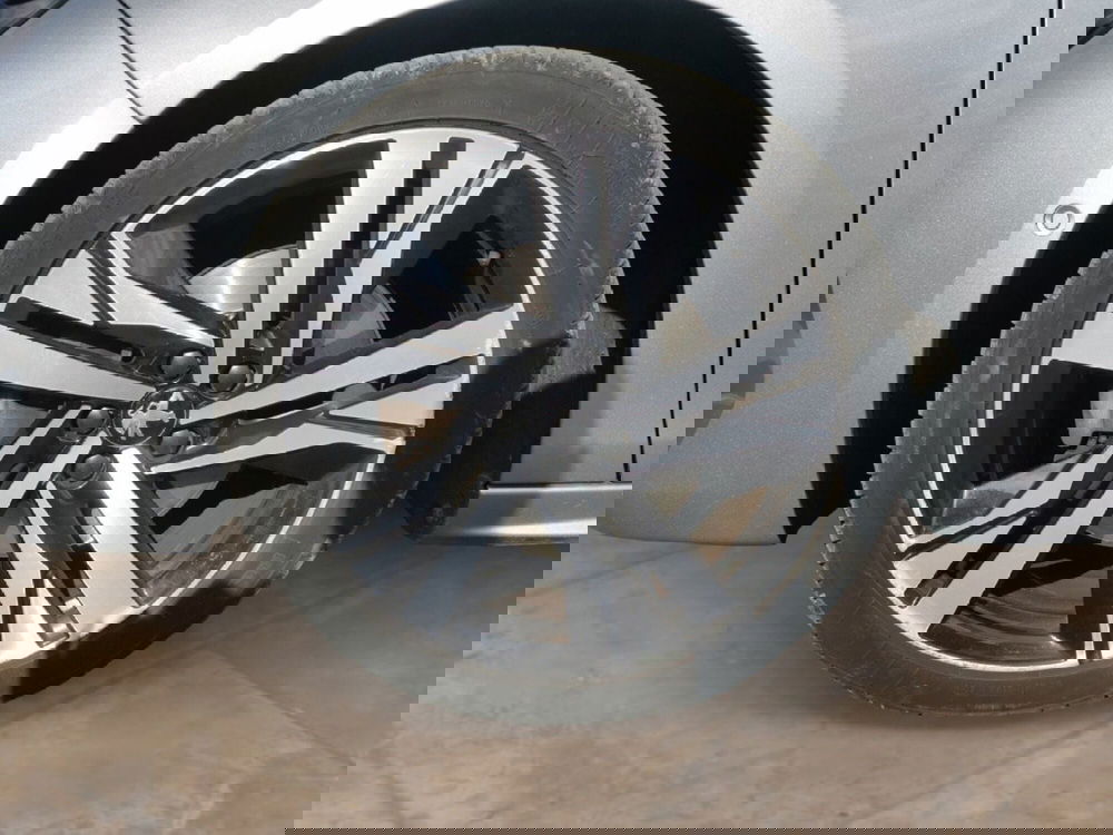 Peugeot 508 SW usata a Taranto (9)