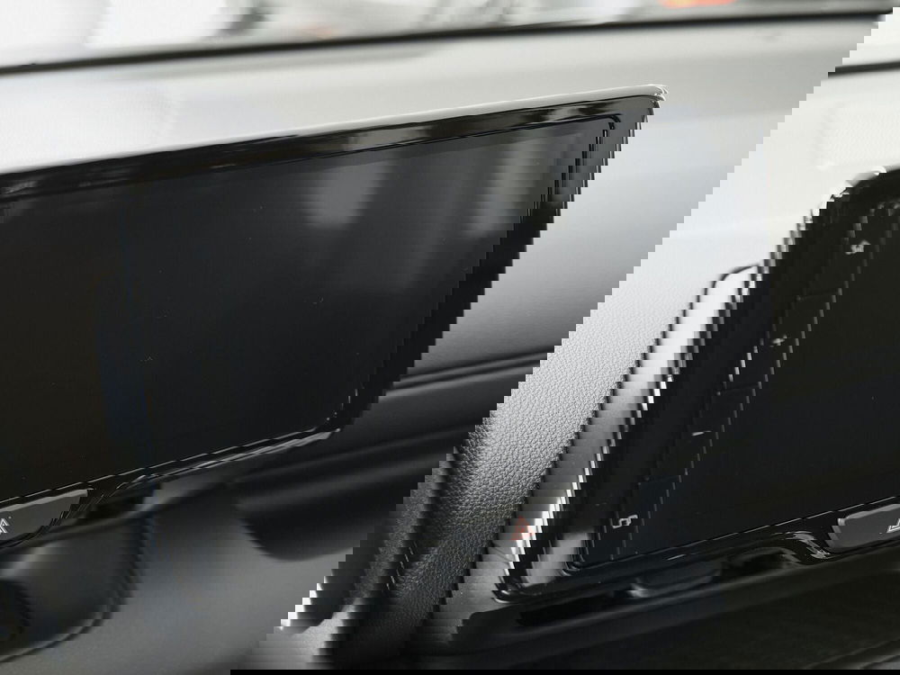 Mazda Mazda2 Hybrid nuova a Prato (13)