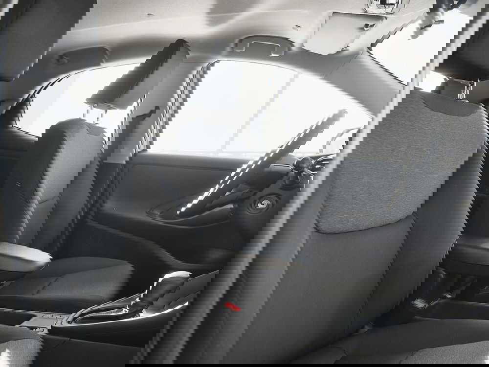 Mazda Mazda2 Hybrid nuova a Prato (14)