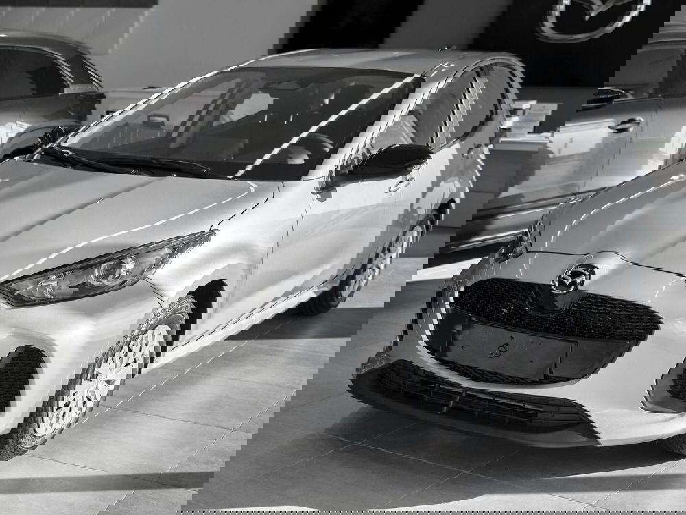 Mazda Mazda2 Hybrid nuova a Prato (2)