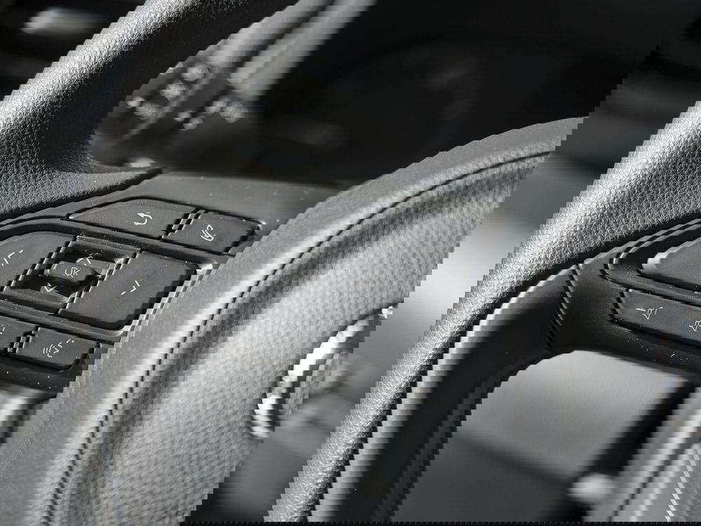 Mazda Mazda2 Hybrid nuova a Prato (7)