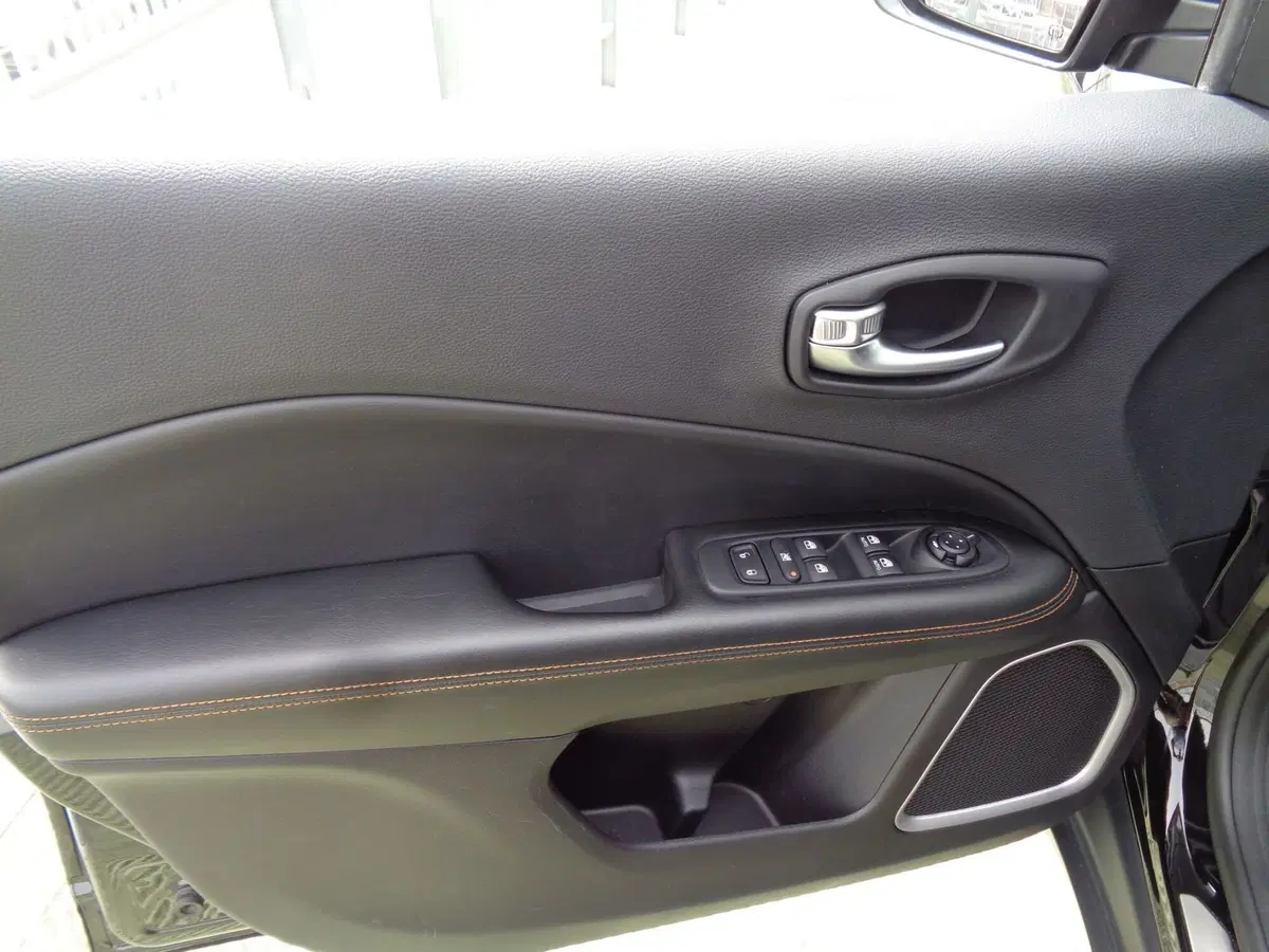 Jeep Compass usata a Belluno (7)