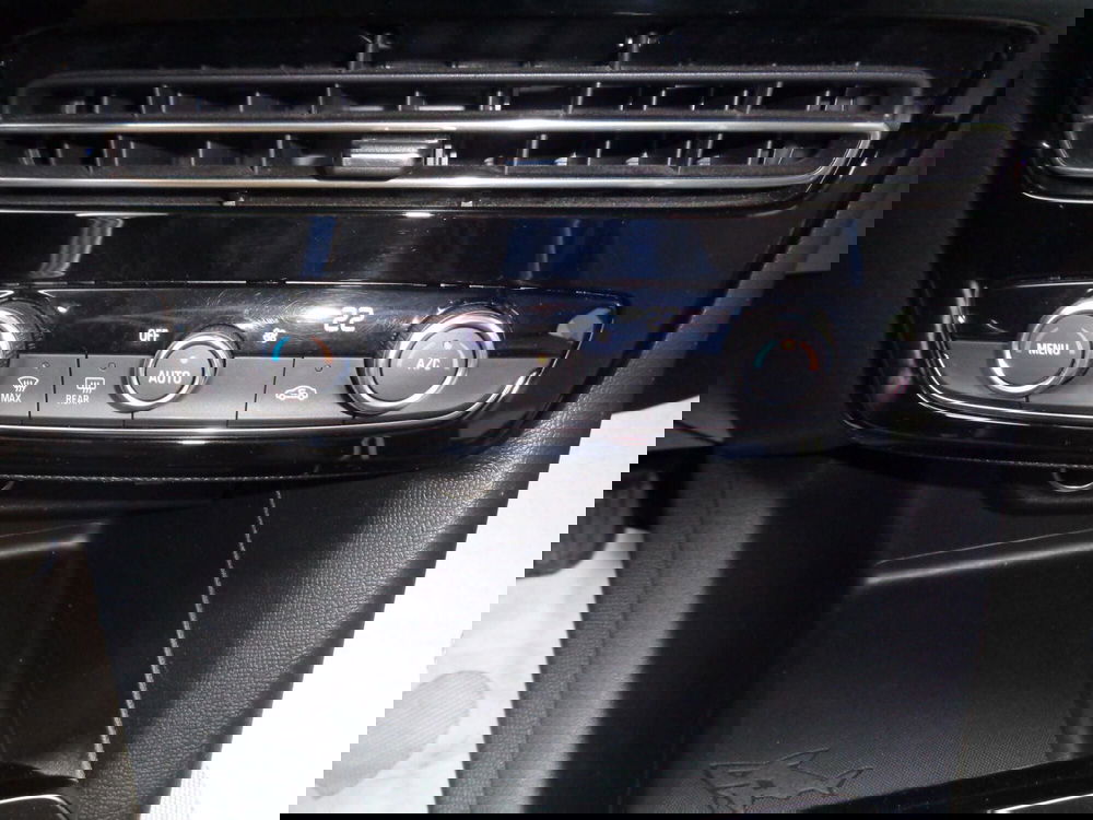 Opel Mokka usata a Belluno (16)