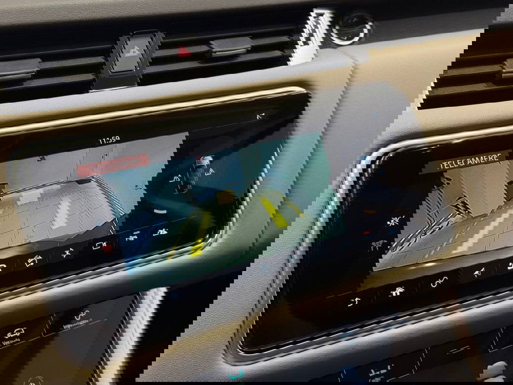 Land Rover Range Rover Sport usata a Savona (17)