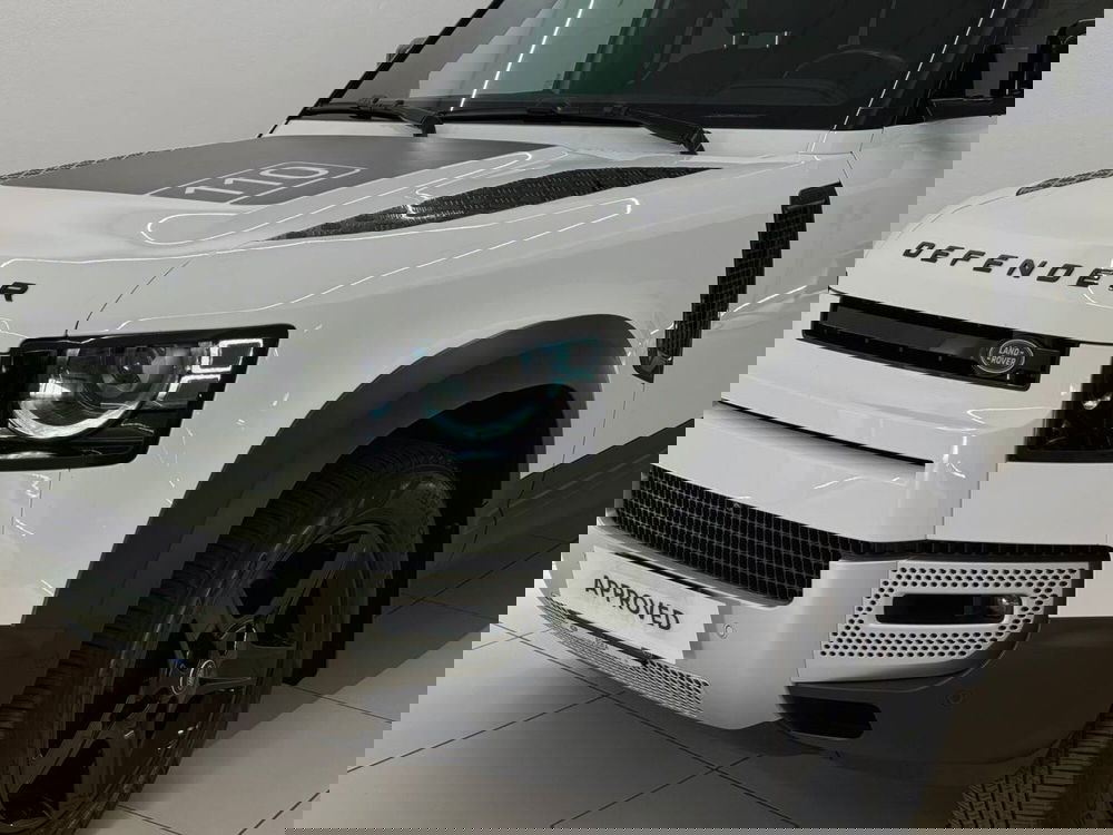 Land Rover Defender usata a Savona (11)