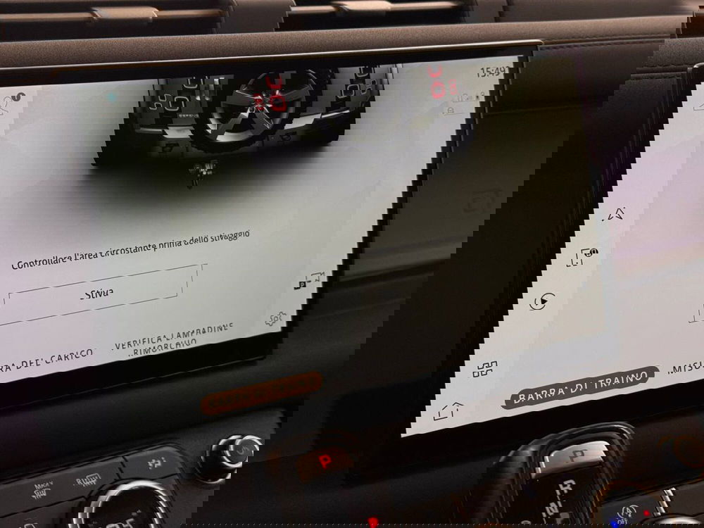 Land Rover Defender usata a Savona (17)