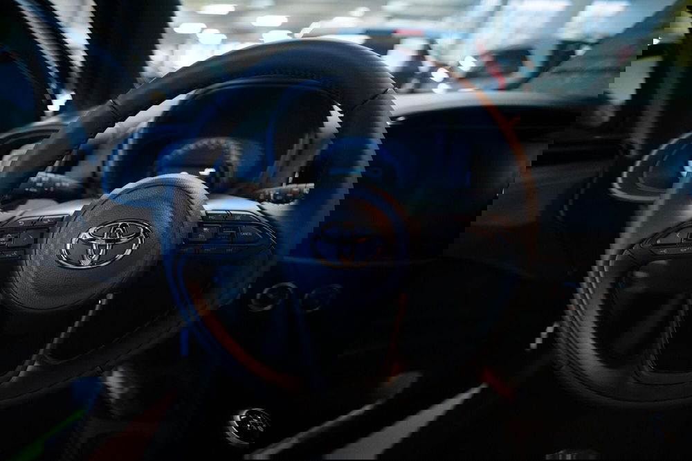 Toyota Aygo X nuova a Torino (9)