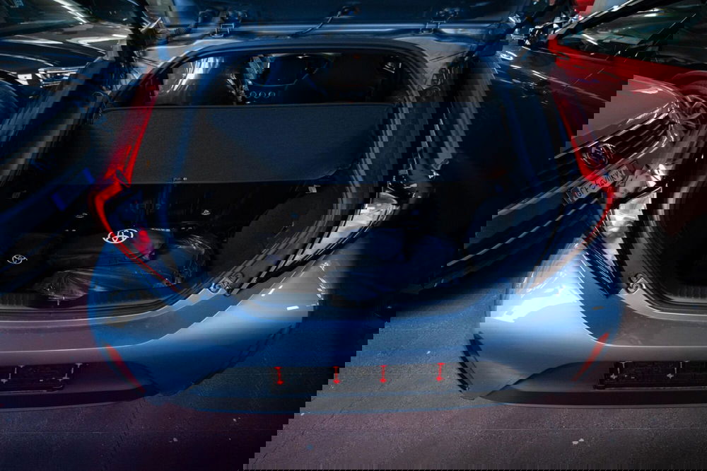 Toyota Aygo X nuova a Torino (12)