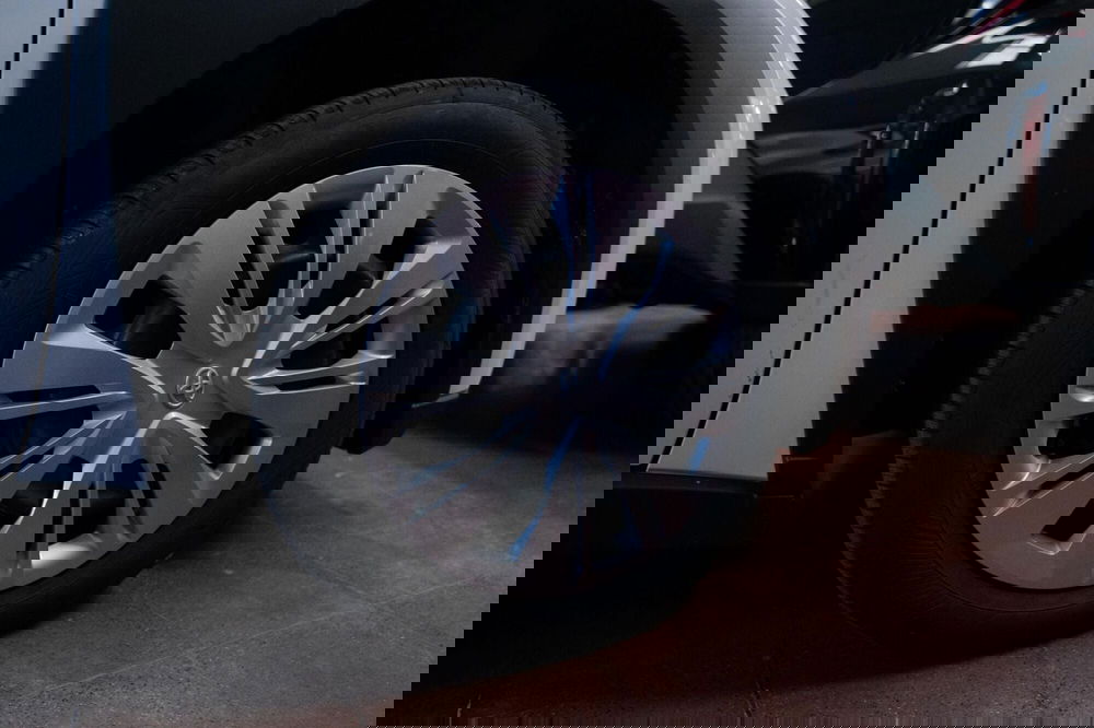 Toyota Aygo X nuova a Torino (12)