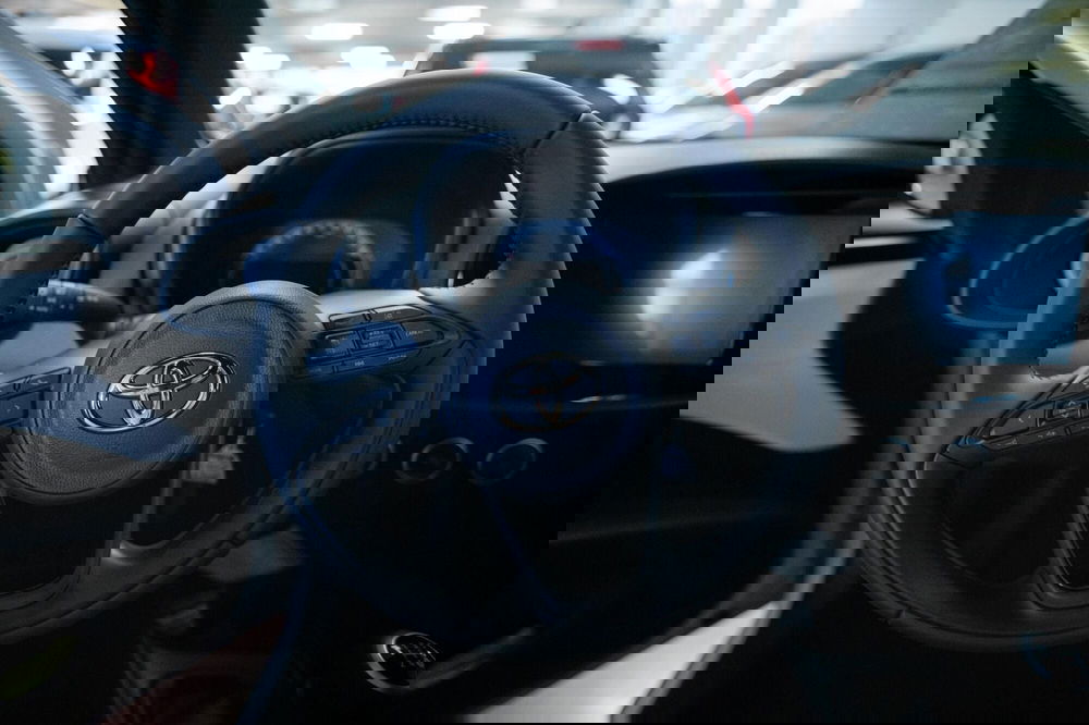 Toyota Aygo X nuova a Torino (9)