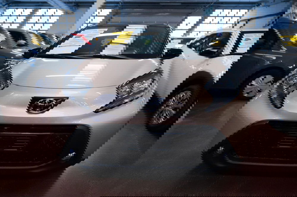 Toyota Aygo X nuova a Torino (4)