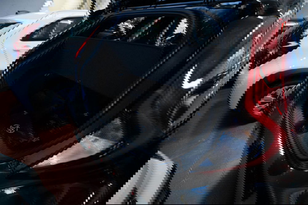 Toyota Aygo X nuova a Torino (13)