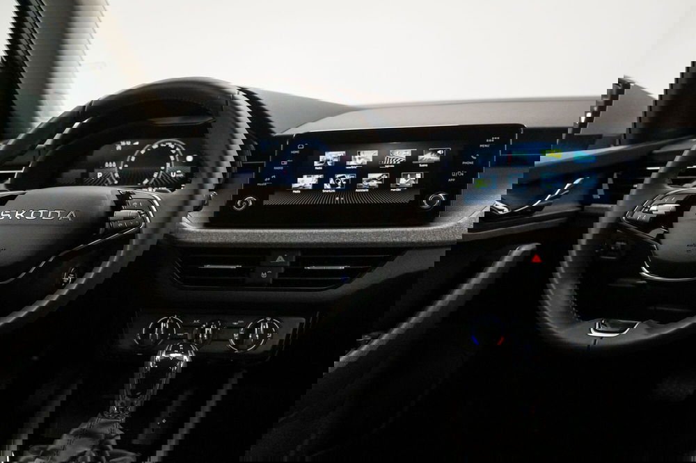 Skoda Kamiq usata a Varese (11)