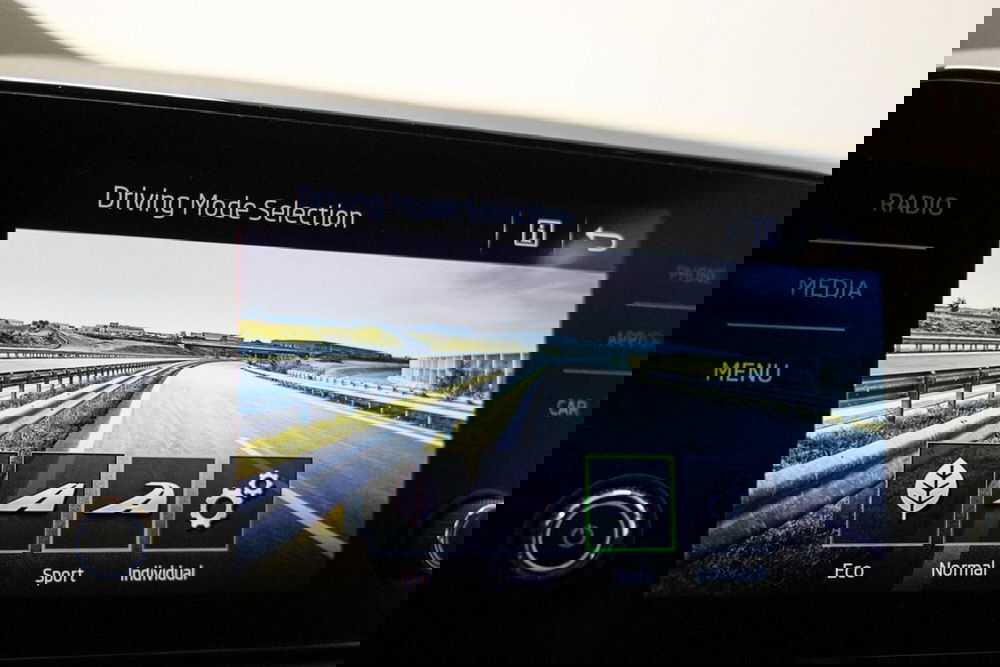 Skoda Kamiq usata a Varese (17)