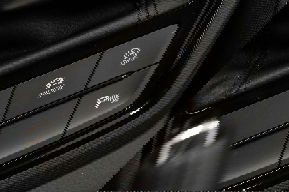 Skoda Kamiq usata a Varese (20)