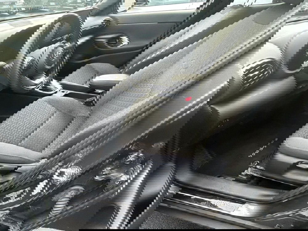 Toyota Yaris Cross usata a Bergamo (12)